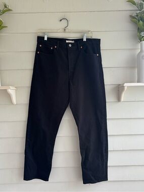 Levi’s Wedgie Straight Black Denim Jeans Women’s Size 32